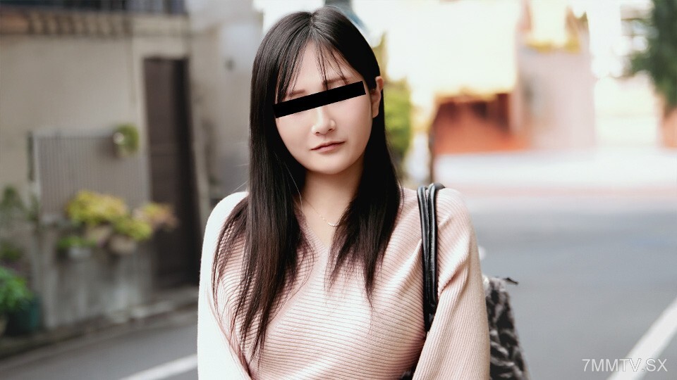 061326_01 近日,一名醉酒女子與丈夫失散後,在意識清醒的情況下大量射精。