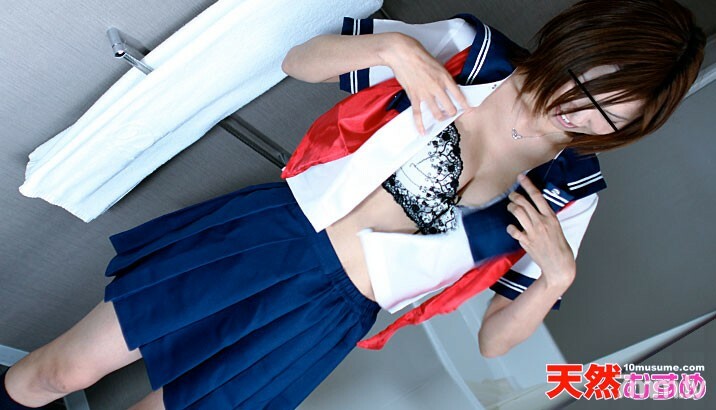 032710-01 用巨乳×水手服重拾青春! 视频封面