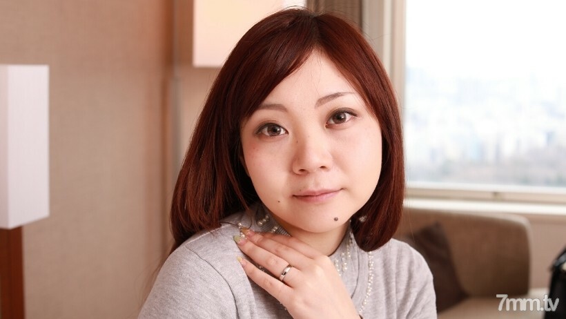 RB025 隱藏的相機與大山雀已婚女人賽夫勒 视频封面