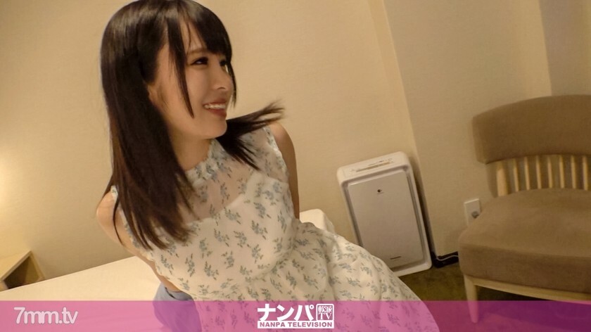 GANA-2096 認真的南帕,第一槍。 1355 晚上在鬧市區勸說一個乾淨整潔的美少女,結果卻是一個好色的美少女,主動服侍♪姬○poco舔臉超可愛♪ 视频封面