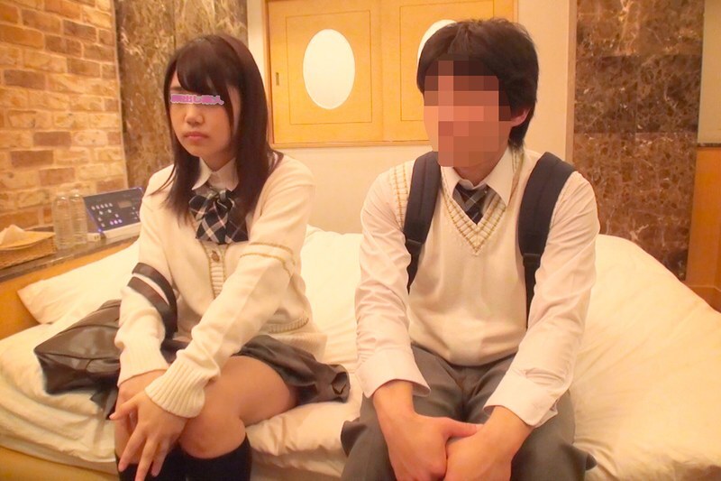 DKRA-2403 一个恶作剧：给同校的男女同学准备“保证会破裂的缓释避孕套”，强迫他们进行无保护性行为！这些男女同学在情侣饭店挑战持续射精而不拔出！装满精液的保险套突然破裂，导致意想不到的大量精液射入阴道内！ ！ 2 沙优里 视频封面