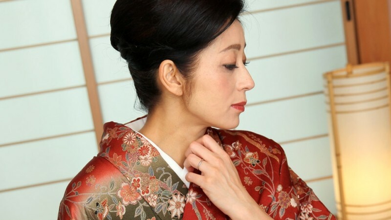 PACOPACOMAMA-011320_242 好久沒穿和服了,想起昭和○○○時代的成人禮…… - 千堂瑪莉亞 视频封面