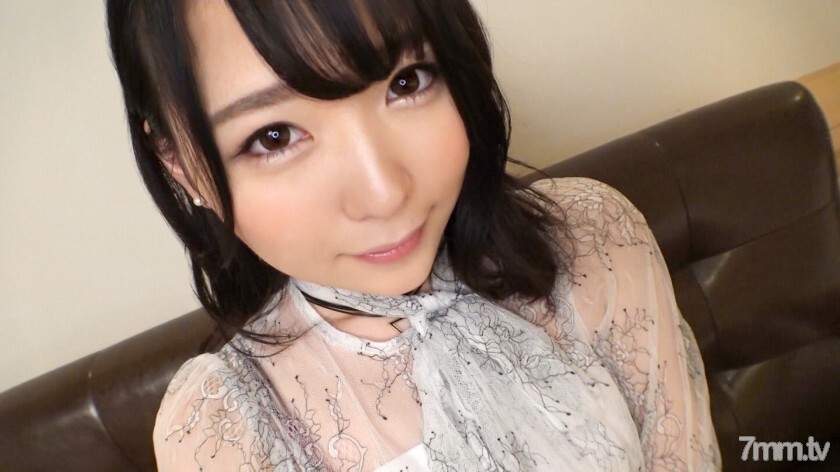 SIRO-4266 【第一槍】【敏感少女】【臉上有性慾的類型】從修長美人的超短裙中伸出的性感美腿。最可愛害羞的表情，卻對舒服的地方反應靈敏..網絡AV應用→AV體驗拍攝1339 视频封面