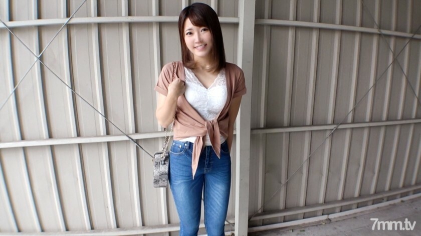 SIRO-3968 【第一槍】【人生第一個玩具..】被前男友傷害,被第一次見面的男人擁抱,懷念過去,發出淫穢聲響。應用業餘,第一次AV拍攝107 视频封面