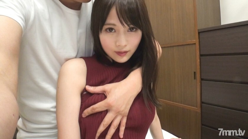 SIRO-3717 【第一槍】網絡AV應用→AV體驗拍攝896挑戰AV有氣勢! ??如果你用可愛的臉脫下它,它會超出你的想像! !!一邊彎曲白皙修長的身體一邊捲起〜♪您會驚訝於臉部和身體之間的差距〜www