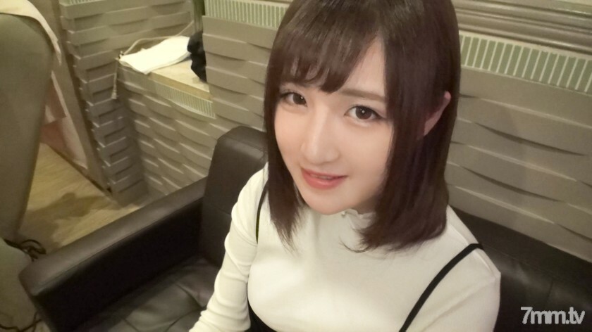 SIRO-3787 【第一槍】網絡AV應用→AV體驗拍攝952娃娃臉豐滿美少女“尤里”醬!釘在胸罩外面的超然美大山雀! !!與演員姬●寶徹底刪除難忘的前男友♪