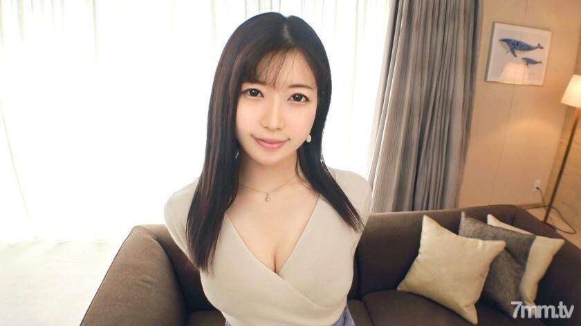 SIRO-4808 【第一槍】【光澤出眾的美臀】【不忠的美人妻】發現身材纖細但身體部位美的美人妻。一邊對著上位姿勢的女人搖動美乳一邊迷人地閃閃發光,不知道釋放的慾望不會停留.. 應用外行,第一次AV拍攝270
