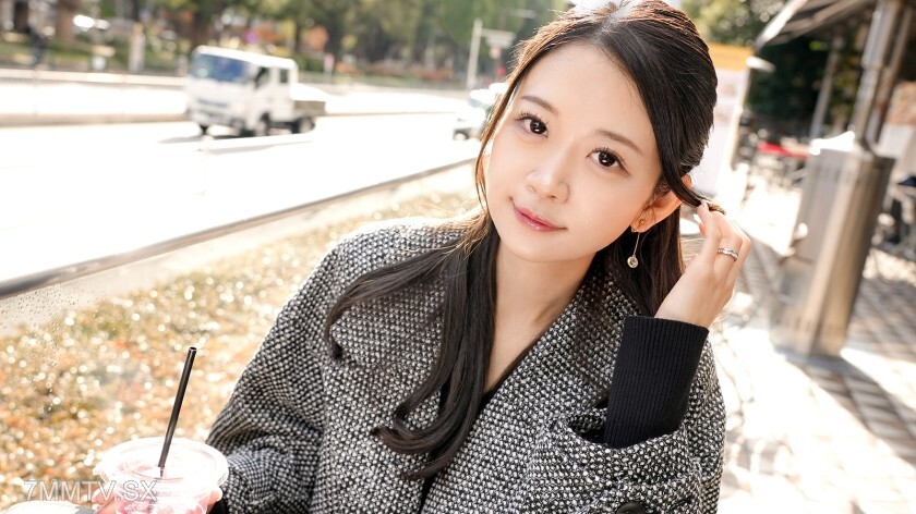 SIRO-5495 霞是30歲公務員第一名,笑起來可愛,翹起腿,還問名字。離譜的雕像炸了! ③【初測】上線服→AV試映會2413